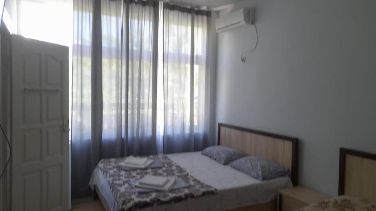 Гостевой Дом "Сария" Alakhadze Exterior photo