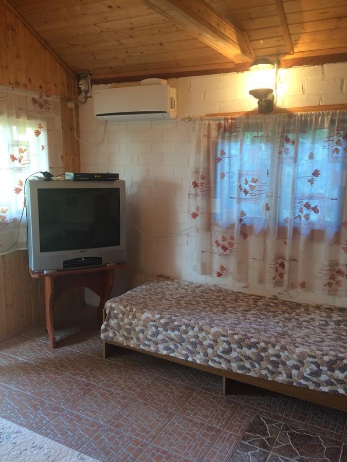 Гостевой Дом "Сария" Alakhadze Exterior photo